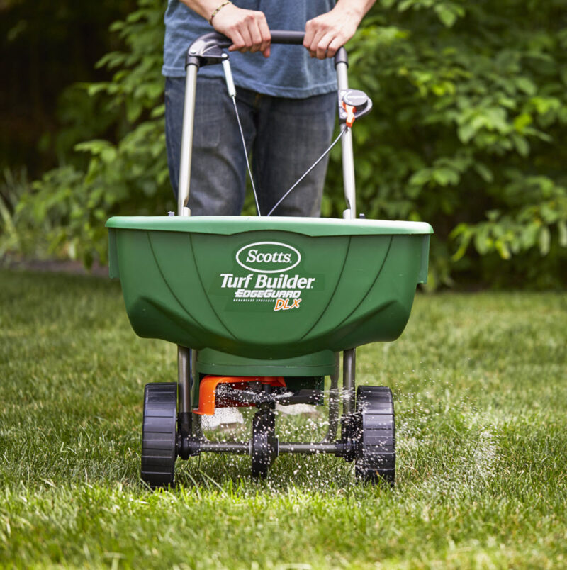 Scotts Turf Builder Edge Guard DLX Broadcast Spreader for Seed, Fertilizer and Ice Melt